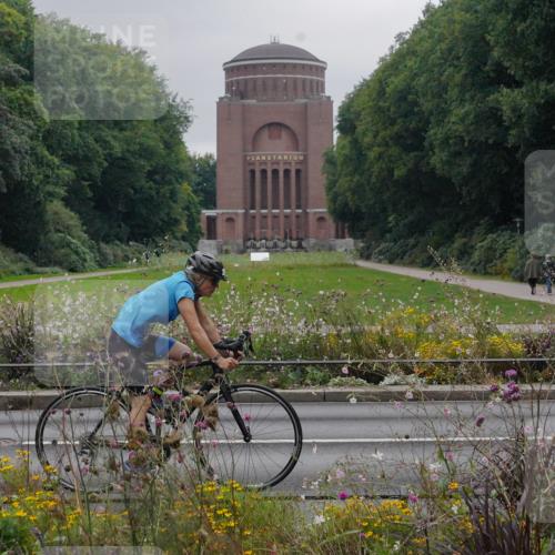 14.09.2025 - Stadtparktriathlon Michael Burmester http://msf.ph/oto/8903016 14.09.2025 10:05:36 Radfahren 517, 547, 610, 617 meine-sportfotos.de