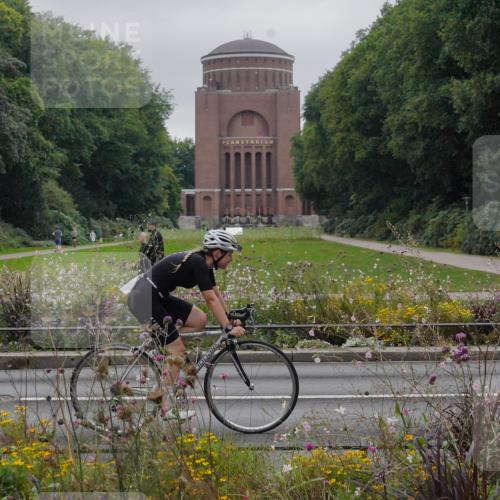 14.09.2025 - Stadtparktriathlon Michael Burmester http://msf.ph/oto/8903050 14.09.2025 10:07:30 Radfahren 524, 537, 541, 545, 548 meine-sportfotos.de
