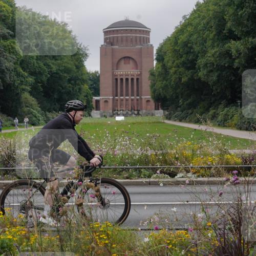 14.09.2025 - Stadtparktriathlon Michael Burmester http://msf.ph/oto/8903082 14.09.2025 10:09:02 Radfahren 576, 585, 614, 616 meine-sportfotos.de