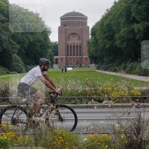 14.09.2025 - Stadtparktriathlon Michael Burmester http://msf.ph/oto/8903203 14.09.2025 10:16:56 Radfahren 535, 576, 594 meine-sportfotos.de
