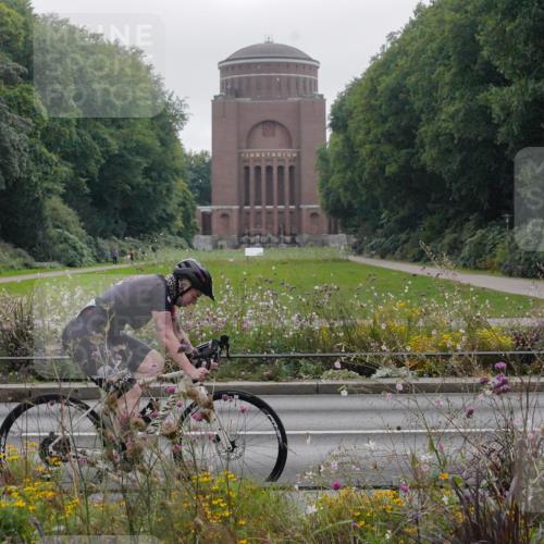 14.09.2025 - Stadtparktriathlon Michael Burmester http://msf.ph/oto/8903232 14.09.2025 10:19:28 Radfahren 589, 622, 641, 667 meine-sportfotos.de