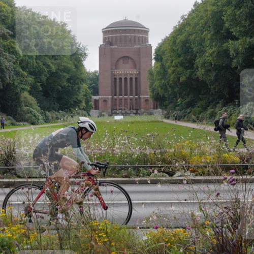 14.09.2025 - Stadtparktriathlon Michael Burmester http://msf.ph/oto/8903240 14.09.2025 10:20:08 Radfahren 539, 592, 611, 632, 661, 677, 687 meine-sportfotos.de