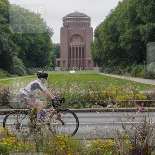 14.09.2025 - Stadtparktriathlon Michael Burmester http://msf.ph/oto/8903257 14.09.2025 10:21:00 Radfahren 515, 533, 596, 619, 637, 694, 720 meine-sportfotos.de