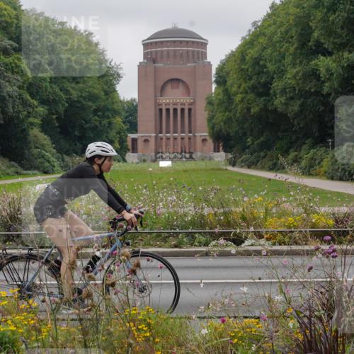 14.09.2025 - Stadtparktriathlon Michael Burmester http://msf.ph/oto/8903275 14.09.2025 10:21:55 Radfahren 586, 639, 697, 699, 712, 714 meine-sportfotos.de