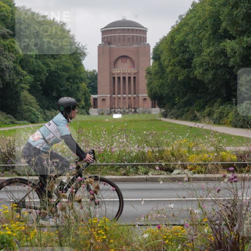 14.09.2025 - Stadtparktriathlon Michael Burmester http://msf.ph/oto/8903283 14.09.2025 10:22:17 Radfahren 521, 522, 546, 578, 645, 704, 708, 717 meine-sportfotos.de