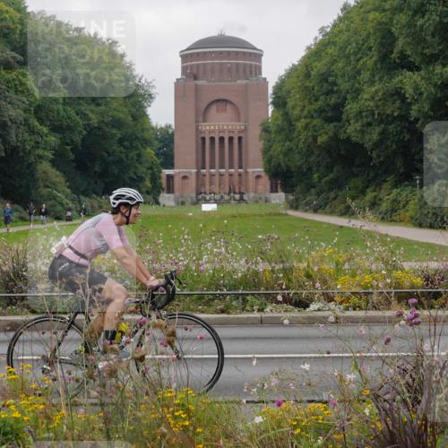 14.09.2025 - Stadtparktriathlon Michael Burmester http://msf.ph/oto/8903298 14.09.2025 10:23:01 Radfahren 556, 604, 654, 716 meine-sportfotos.de