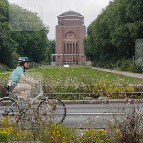 14.09.2025 - Stadtparktriathlon Michael Burmester http://msf.ph/oto/8903402 14.09.2025 10:29:10 Radfahren 532, 565, 643, 655, 685, 688, 702 meine-sportfotos.de