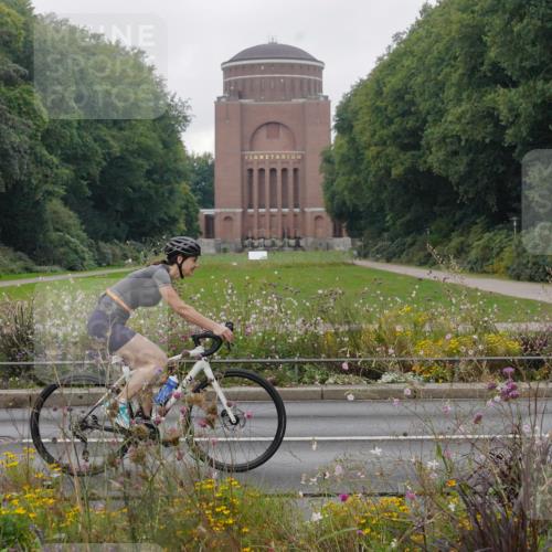 14.09.2025 - Stadtparktriathlon Michael Burmester http://msf.ph/oto/8903431 14.09.2025 10:31:01 Radfahren 521, 522, 533, 546, 624, 687, 706, 712, 714 meine-sportfotos.de
