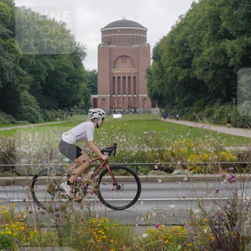 14.09.2025 - Stadtparktriathlon Michael Burmester http://msf.ph/oto/8903442 14.09.2025 10:31:45 Radfahren 526, 626, 647, 657 meine-sportfotos.de