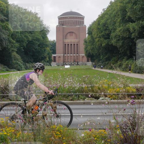 14.09.2025 - Stadtparktriathlon Michael Burmester http://msf.ph/oto/8903443 14.09.2025 10:31:46 Radfahren 526, 626, 647, 657 meine-sportfotos.de