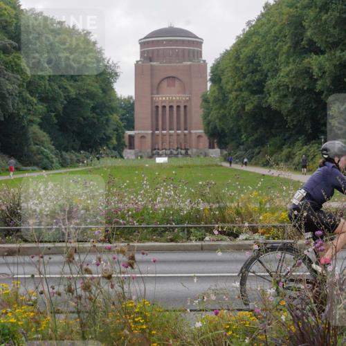 14.09.2025 - Stadtparktriathlon Michael Burmester http://msf.ph/oto/8903445 14.09.2025 10:31:48 Radfahren 526, 626, 647, 657 meine-sportfotos.de