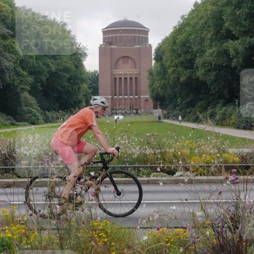 14.09.2025 - Stadtparktriathlon Michael Burmester http://msf.ph/oto/8903472 14.09.2025 10:34:30 Radfahren 519, 668 meine-sportfotos.de