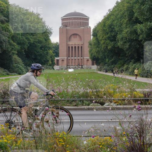 14.09.2025 - Stadtparktriathlon Michael Burmester http://msf.ph/oto/8903493 14.09.2025 10:36:04 Radfahren 513, 631, 770 meine-sportfotos.de