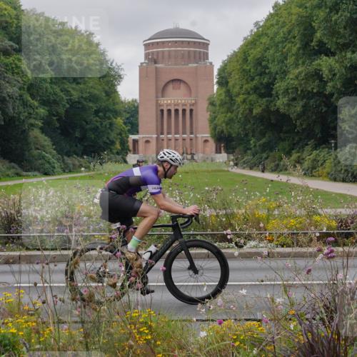 14.09.2025 - Stadtparktriathlon Michael Burmester http://msf.ph/oto/8903509 14.09.2025 10:36:58 Radfahren 588, 622, 694, 752, 764, 788 meine-sportfotos.de