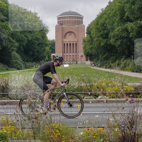 14.09.2025 - Stadtparktriathlon Michael Burmester http://msf.ph/oto/8903511 14.09.2025 10:37:02 Radfahren 518, 588, 622, 737, 752, 788 meine-sportfotos.de