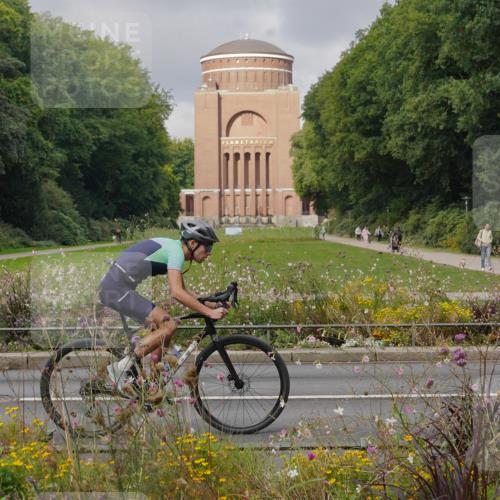 14.09.2025 - Stadtparktriathlon Michael Burmester http://msf.ph/oto/8903534 14.09.2025 10:38:11 Radfahren 642, 705, 730, 748, 750, 759, 763, 799 meine-sportfotos.de