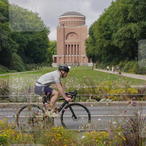 14.09.2025 - Stadtparktriathlon Michael Burmester http://msf.ph/oto/8903541 14.09.2025 10:38:23 Radfahren 704, 705, 759, 799, 800 meine-sportfotos.de