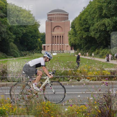 14.09.2025 - Stadtparktriathlon Michael Burmester http://msf.ph/oto/8903547 14.09.2025 10:38:47 Radfahren 581, 624, 687, 699, 766, 779 meine-sportfotos.de