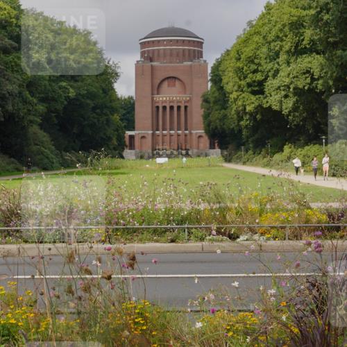 14.09.2025 - Stadtparktriathlon Michael Burmester http://msf.ph/oto/8903553 14.09.2025 10:39:07 Radfahren 636, 697, 732, 786 meine-sportfotos.de