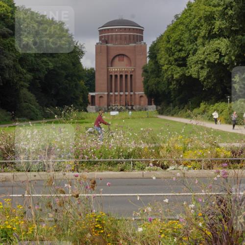 14.09.2025 - Stadtparktriathlon Michael Burmester http://msf.ph/oto/8903556 14.09.2025 10:39:09 Radfahren 636, 697, 732, 786 meine-sportfotos.de