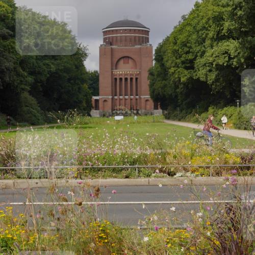 14.09.2025 - Stadtparktriathlon Michael Burmester http://msf.ph/oto/8903559 14.09.2025 10:39:11 Radfahren 636, 697, 732, 786, 801 meine-sportfotos.de