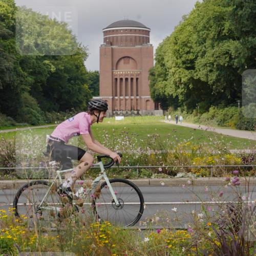 14.09.2025 - Stadtparktriathlon Michael Burmester http://msf.ph/oto/8903576 14.09.2025 10:39:57 Radfahren 647, 736, 740, 780, 790, 796 meine-sportfotos.de