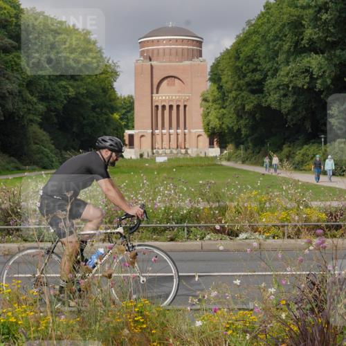 14.09.2025 - Stadtparktriathlon Michael Burmester http://msf.ph/oto/8903619 14.09.2025 10:40:54 Radfahren 641, 655, 662, 665, 695, 701, 729, 762, 787, 821 meine-sportfotos.de
