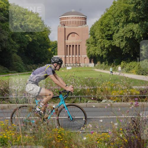14.09.2025 - Stadtparktriathlon Michael Burmester http://msf.ph/oto/8903623 14.09.2025 10:41:05 Radfahren 662, 665, 746, 762, 771, 778, 781, 802 meine-sportfotos.de