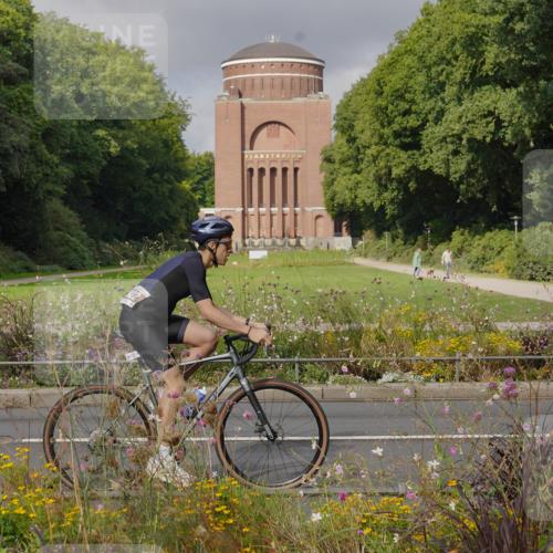 14.09.2025 - Stadtparktriathlon Michael Burmester http://msf.ph/oto/8903624 14.09.2025 10:41:06 Radfahren 662, 665, 746, 762, 771, 778, 781, 802 meine-sportfotos.de