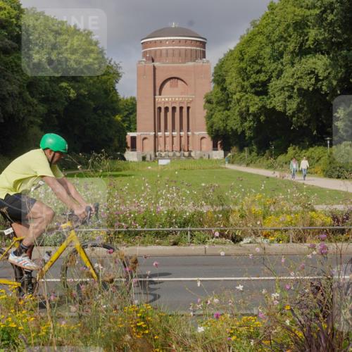 14.09.2025 - Stadtparktriathlon Michael Burmester http://msf.ph/oto/8903632 14.09.2025 10:41:13 Radfahren 746, 771, 778, 791 meine-sportfotos.de