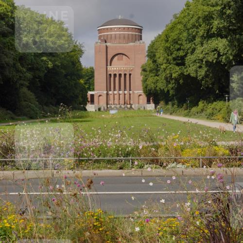 14.09.2025 - Stadtparktriathlon Michael Burmester http://msf.ph/oto/8903643 14.09.2025 10:41:30 Radfahren 654, 674, 681, 698, 728, 744, 749, 793 meine-sportfotos.de