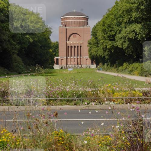 14.09.2025 - Stadtparktriathlon Michael Burmester http://msf.ph/oto/8903644 14.09.2025 10:41:32 Radfahren 654, 674, 681, 698, 716, 728, 744, 749, 755 meine-sportfotos.de