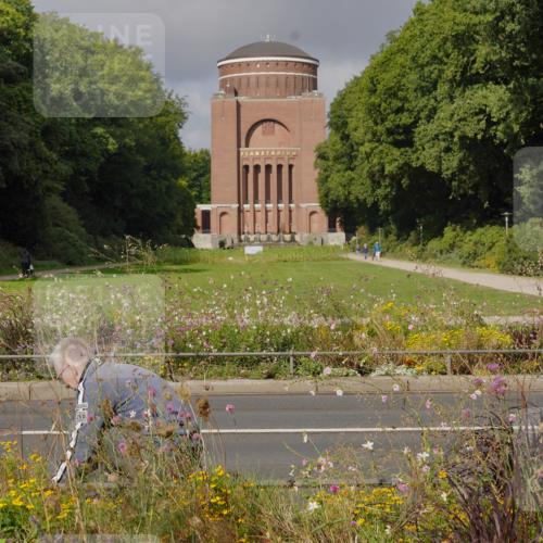 14.09.2025 - Stadtparktriathlon Michael Burmester http://msf.ph/oto/8903654 14.09.2025 10:41:51 Radfahren 638, 683, 760, 774, 820 meine-sportfotos.de