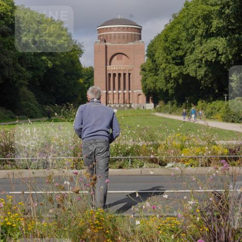 14.09.2025 - Stadtparktriathlon Michael Burmester http://msf.ph/oto/8903692 14.09.2025 10:42:28 Radfahren 599, 676 meine-sportfotos.de