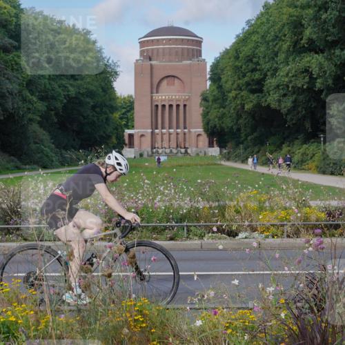 14.09.2025 - Stadtparktriathlon Michael Burmester http://msf.ph/oto/8903744 14.09.2025 10:45:08 Radfahren 629, 671, 691, 759, 799 meine-sportfotos.de