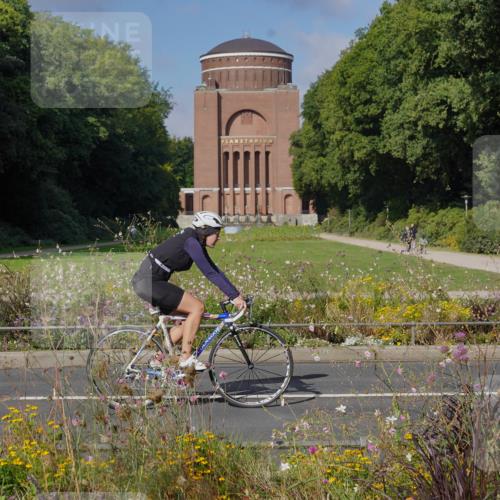 14.09.2025 - Stadtparktriathlon Michael Burmester http://msf.ph/oto/8903769 14.09.2025 10:46:42 Radfahren 624, 636, 687, 700, 704, 705, 706, 721, 758, 779 meine-sportfotos.de