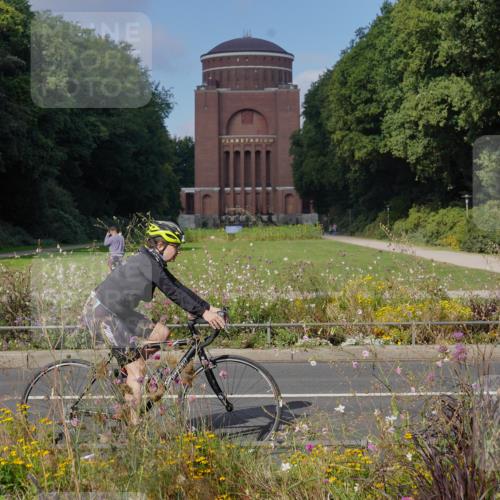 14.09.2025 - Stadtparktriathlon Michael Burmester http://msf.ph/oto/8903789 14.09.2025 10:47:56 Radfahren 641, 647, 695, 697, 729, 740, 762, 765, 787, 818 meine-sportfotos.de