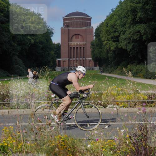 14.09.2025 - Stadtparktriathlon Michael Burmester http://msf.ph/oto/8903797 14.09.2025 10:48:09 Radfahren 647, 662, 665, 728, 740, 749, 762, 765, 777, 792, 818 meine-sportfotos.de