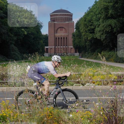 14.09.2025 - Stadtparktriathlon Michael Burmester http://msf.ph/oto/8903799 14.09.2025 10:48:10 Radfahren 647, 662, 665, 728, 740, 749, 765, 777, 792, 796 meine-sportfotos.de