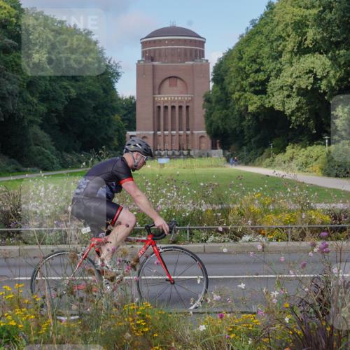 14.09.2025 - Stadtparktriathlon Michael Burmester http://msf.ph/oto/8903801 14.09.2025 10:48:19 Radfahren 776, 792, 796, 803 meine-sportfotos.de