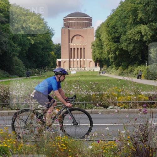 14.09.2025 - Stadtparktriathlon Michael Burmester http://msf.ph/oto/8903826 14.09.2025 10:49:52 Radfahren 638, 643, 744, 754, 767 meine-sportfotos.de