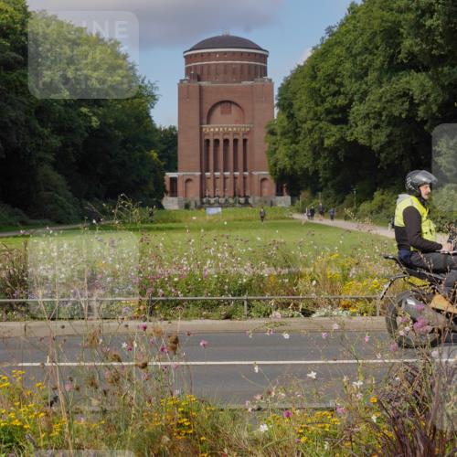 14.09.2025 - Stadtparktriathlon Michael Burmester http://msf.ph/oto/8903832 14.09.2025 10:50:12 Radfahren 681, 692, 764, 783, 788, 798, 811, 817, 820 meine-sportfotos.de