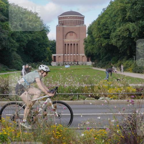 14.09.2025 - Stadtparktriathlon Michael Burmester http://msf.ph/oto/8903872 14.09.2025 10:52:32 Radfahren 633, 655, 663, 677 meine-sportfotos.de