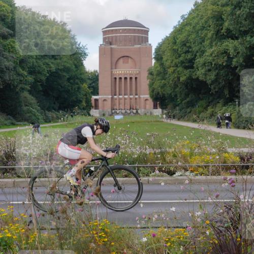14.09.2025 - Stadtparktriathlon Michael Burmester http://msf.ph/oto/8903885 14.09.2025 10:53:28 Radfahren 628, 639, 648 meine-sportfotos.de