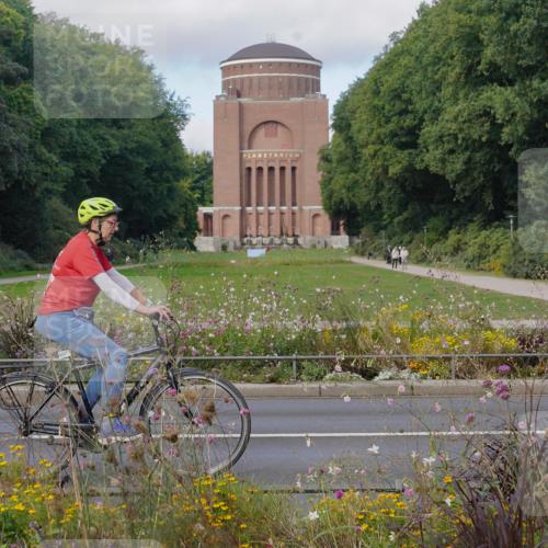 14.09.2025 - Stadtparktriathlon Michael Burmester http://msf.ph/oto/8903895 14.09.2025 10:54:20 Radfahren 779, 793, 815, 865 meine-sportfotos.de