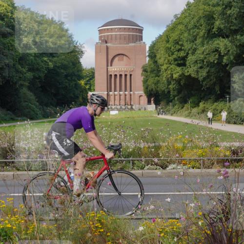 14.09.2025 - Stadtparktriathlon Michael Burmester http://msf.ph/oto/8903919 14.09.2025 10:55:02 Radfahren 686, 687, 700, 704, 769, 786, 901 meine-sportfotos.de