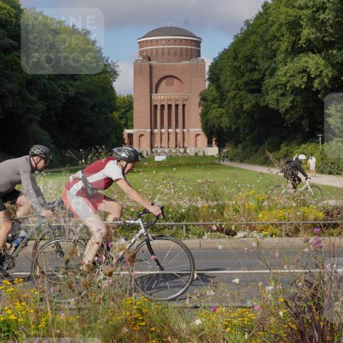 14.09.2025 - Stadtparktriathlon Michael Burmester http://msf.ph/oto/8903923 14.09.2025 10:55:13 Radfahren 632, 686, 699, 705, 721, 729, 769, 842, 847 meine-sportfotos.de