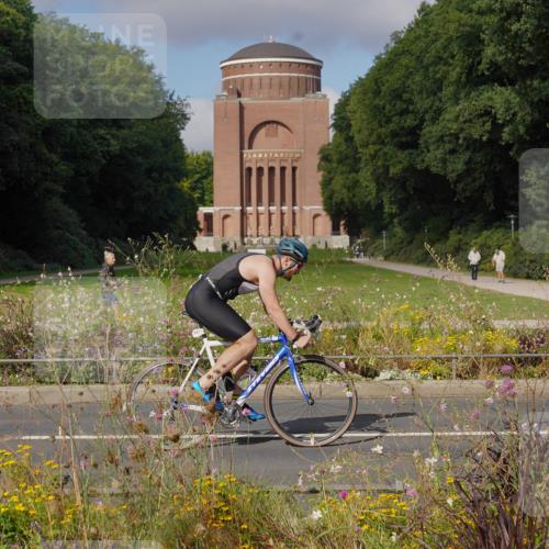 14.09.2025 - Stadtparktriathlon Michael Burmester http://msf.ph/oto/8903927 14.09.2025 10:55:18 Radfahren 632, 705, 721, 729, 842, 847, 875 meine-sportfotos.de