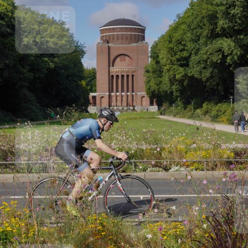 14.09.2025 - Stadtparktriathlon Michael Burmester http://msf.ph/oto/8903959 14.09.2025 10:56:50 Radfahren 697, 746, 755, 764, 767, 771, 776, 783, 796, 807, 811, 817, 914 meine-sportfotos.de