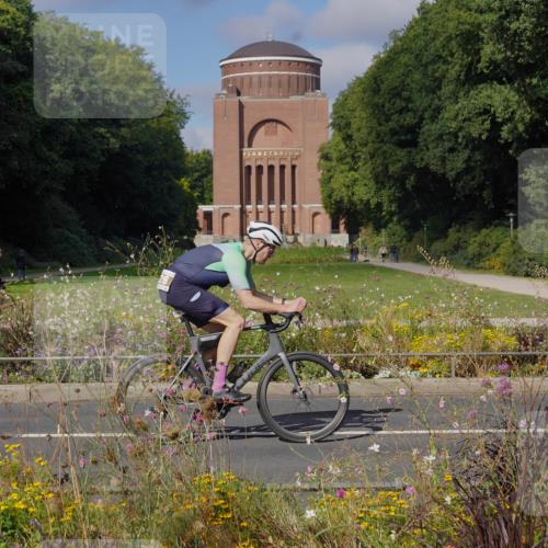 14.09.2025 - Stadtparktriathlon Michael Burmester http://msf.ph/oto/8903985 14.09.2025 10:58:08 Radfahren 791, 816, 826 meine-sportfotos.de